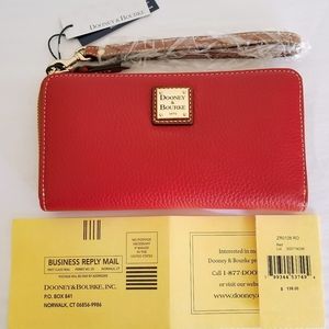 NWT Dooney & Bourke LG Wristlet Zip Leather Wallet ZR0126